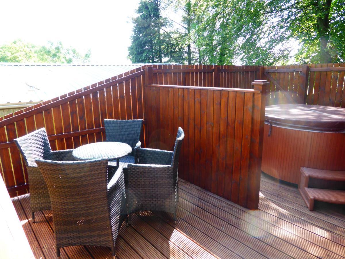 Birch Lodge 13 With Hot Tub Ньютон Стюарт Экстерьер фото