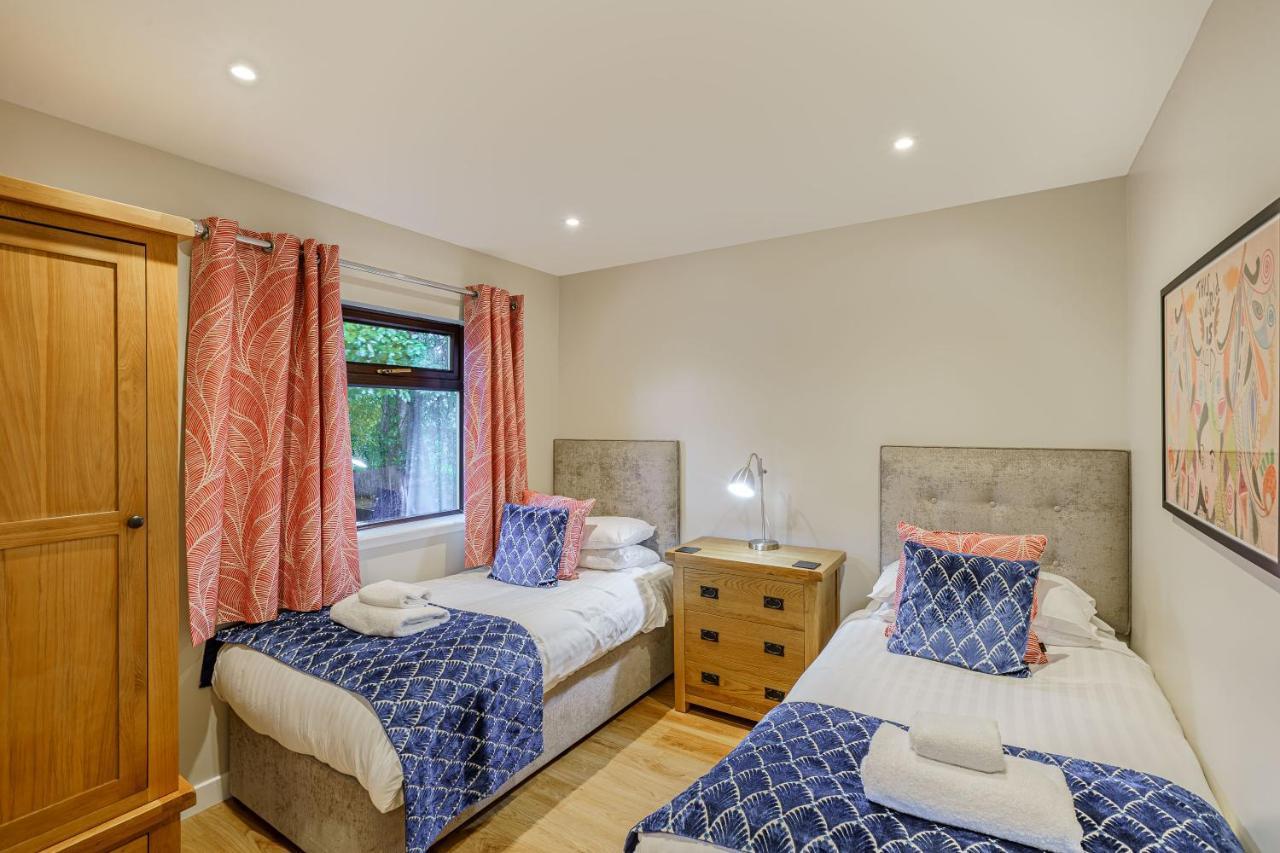 Birch Lodge 13 With Hot Tub Ньютон Стюарт Экстерьер фото
